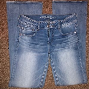 AE Artist Flare Super Stretch Jean